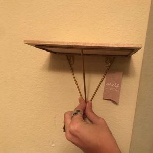 Wall shelf